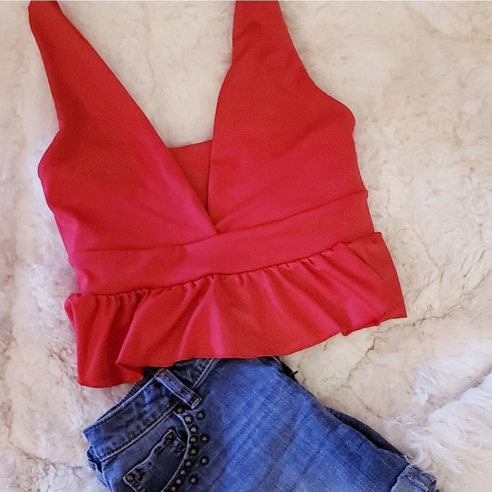 FINAL PRICE 🔥 NWOT Miami Style Red Crop Top